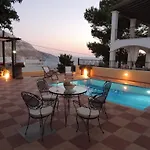 Marouso Hébergement de vacances *